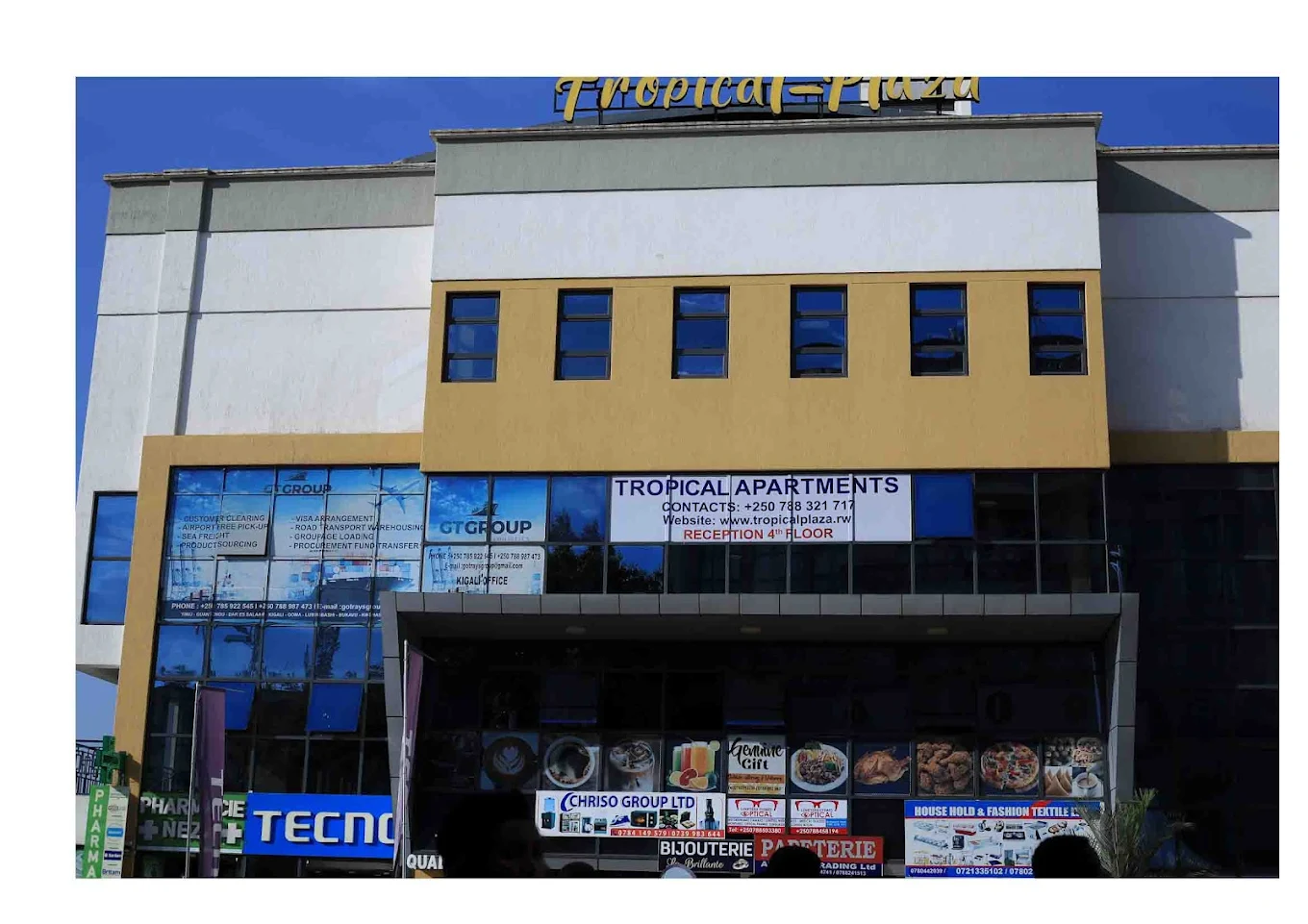 LUNETTERIE EYEMED OPTICAL Clinic Exterior