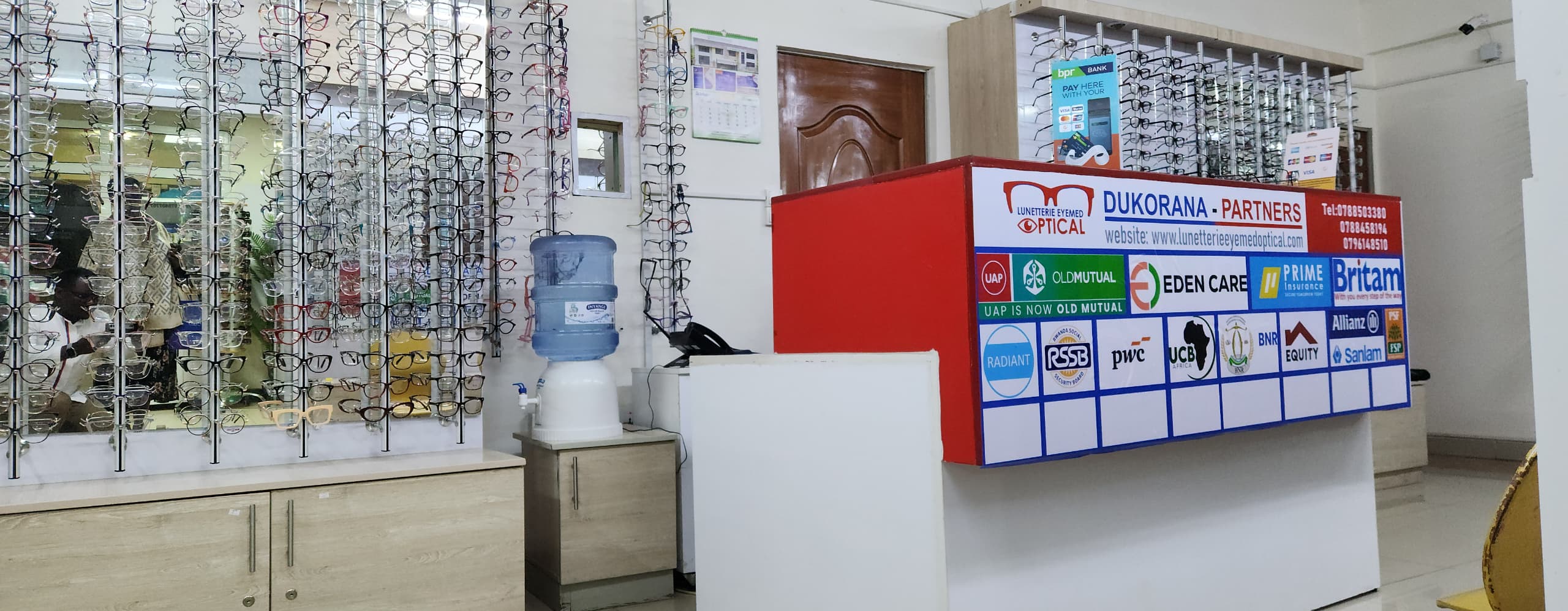 LUNETTERIE EYEMED OPTICAL Clinic Exterior